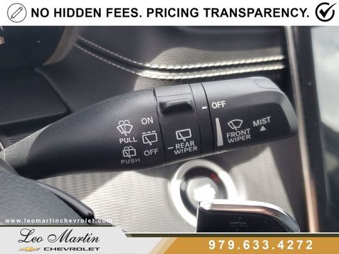Used 2023 Jeep Grand Cherokee L Laredo RWD image 30