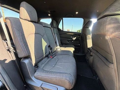 Used 2025 Honda Pilot Sport image 43