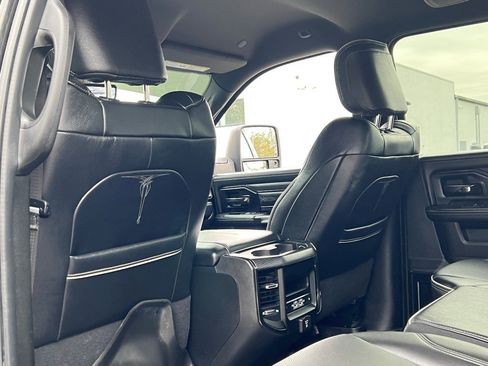 Used 2023 RAM 2500 Limited image 24