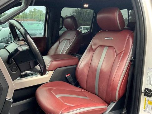 Used 2018 Ford F150 Platinum w/ Equipment Group 701A Luxury image 26