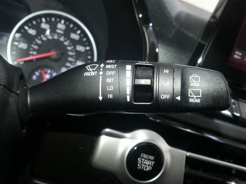 Used 2021 Kia Seltos SX w/ SX Sunroof Package AWD/4WD image 35