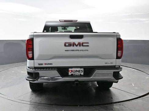 Used 2019 GMC Sierra 1500 SLE w/ Fleet Comfort Package AWD/4WD image 10