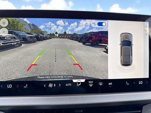 New 2026 Ford Explorer Active RWD image 7