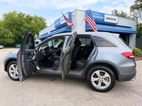 Used 2016 Mercedes-Benz GLC 300 4MATIC w/ Multimedia Package image 9