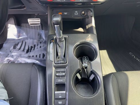 Used 2022 Honda Civic Sport image 25
