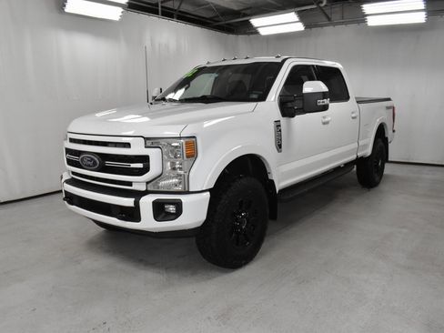 Used 2022 Ford F250 Lariat w/ Tremor Off-Road Package image 2