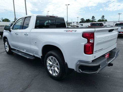 Certified 2019 Chevrolet Silverado 1500 LTZ w/ LTZ Plus Package AWD/4WD image 8