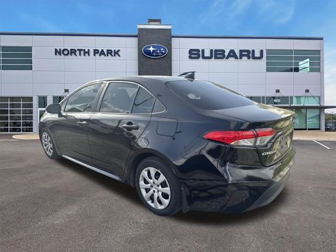 Used 2024 Toyota Corolla LE FWD image 4