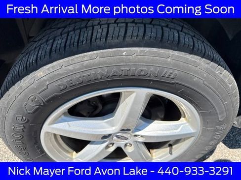 Used 2019 Ford Explorer XLT w/ Equipment Group 202A FWD image 18
