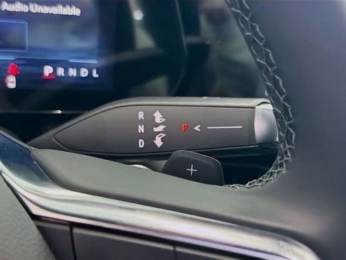 New 2026 Chevrolet Equinox LT AWD/4WD image 14