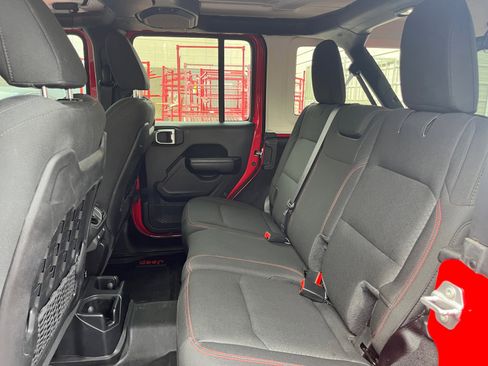 Used 2021 Jeep Wrangler Unlimited Rubicon image 26