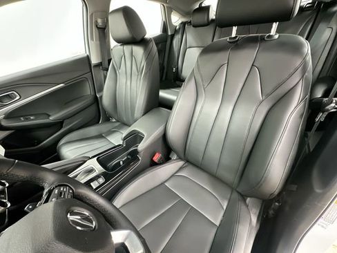 Used 2025 Acura Integra FWD image 14