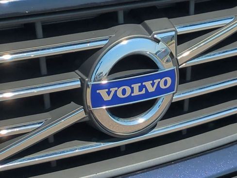 Used 2016 Volvo XC60 T6 AWD/4WD image 11