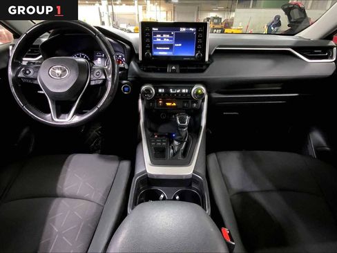 Certified 2021 Toyota RAV4 XLE image 16