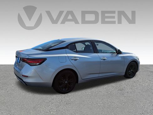 Used 2021 Nissan Sentra SV image 24