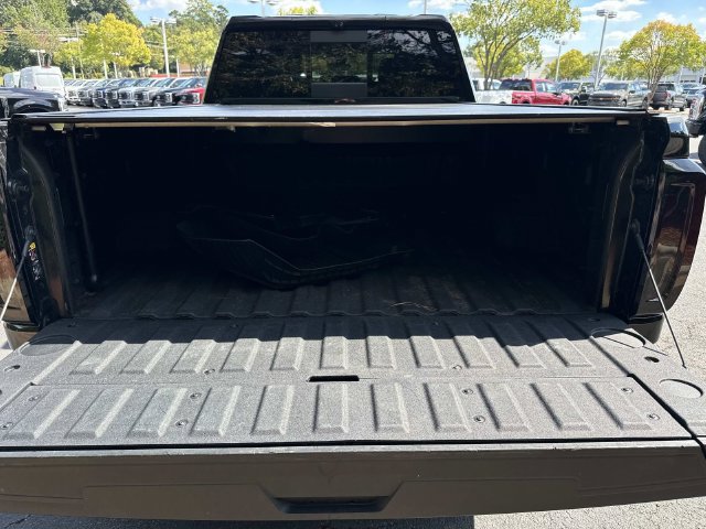 Used 2023 GMC Sierra 2500 Denali w/ Denali Black Diamond Edition AWD/4WD image 33