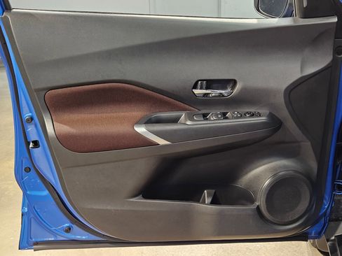 Used 2023 Nissan Kicks SR image 20