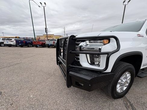 Used 2022 Chevrolet Silverado 3500 LTZ w/ LTZ Plus Package image 9