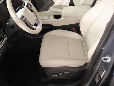 Certified 2026 Hyundai Santa Fe SEL FWD image 10