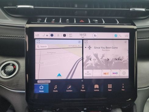 New 2025 Jeep Grand Cherokee Limited w/ Black Appearance Package image 2