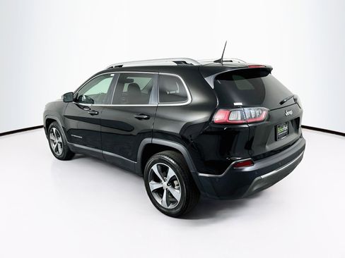 Used 2019 Jeep Cherokee Limited w/ Technology Group FWD image 5