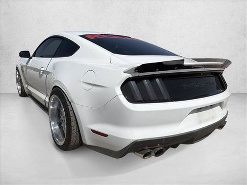 Used 2015 Ford Mustang GT Premium RWD image 3
