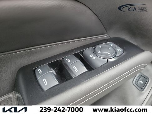 Used 2025 Cadillac CT4 Premium Luxury RWD image 23
