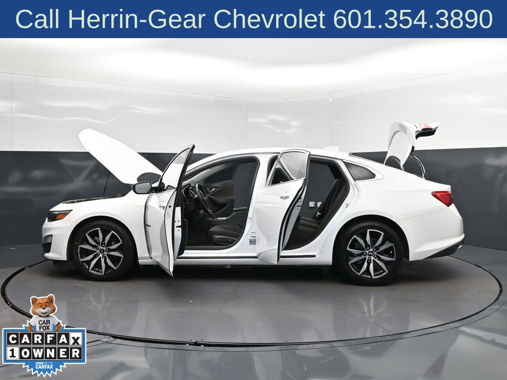 Used 2023 Chevrolet Malibu RS FWD image 45