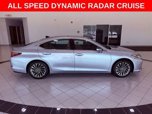 Certified 2024 Lexus ES 350 w/ Technology Package FWD image 8