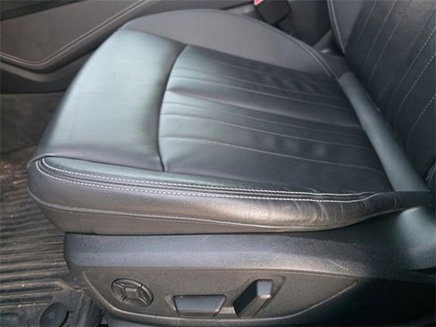 Used 2023 Audi A6 Premium Plus w/ Premium Plus Package image 18