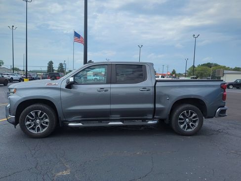 Used 2021 Chevrolet Silverado 1500 LT w/ Z71 Off-Road Package AWD/4WD image 3