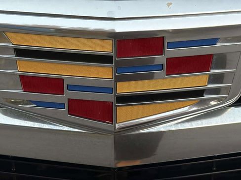 Used 2018 Cadillac Escalade ESV Premium Luxury image 53