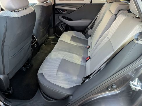 Used 2025 Subaru Outback Premium image 27