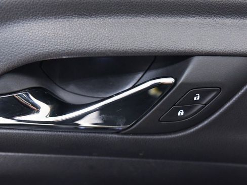 Used 2023 GMC Acadia SLE w/ Driver Convenience Package image 14