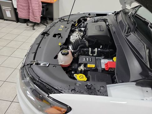 Used 2025 Jeep Compass Limited image 58