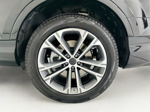 Used 2026 Audi Q7 2.0T Premium Plus w/ Premium Plus Package AWD/4WD image 30