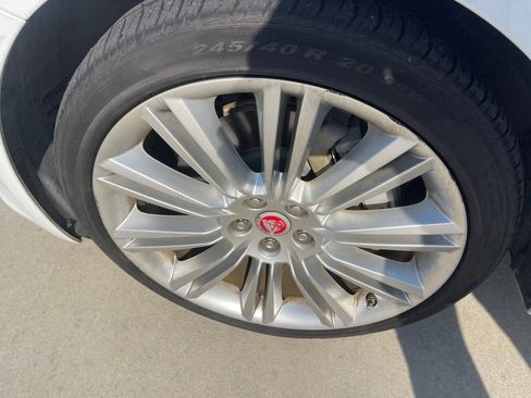 Used 2015 Jaguar XJ L Portfolio RWD image 10