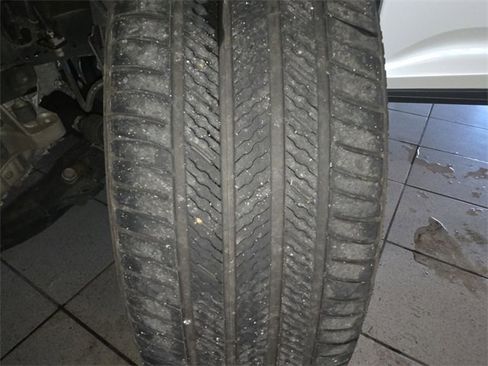 Used 2022 Lexus RX 450hL Luxury w/ Cold Area Package (CT) image 27