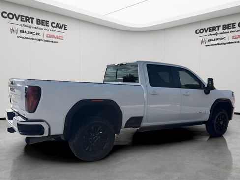 Used 2024 GMC Sierra 2500 AT4 w/ AT4 Premium Plus Package image 10