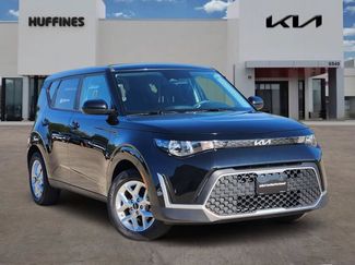Certified 2025 Kia Soul LX w/ LX Technology Package FWD video 1
