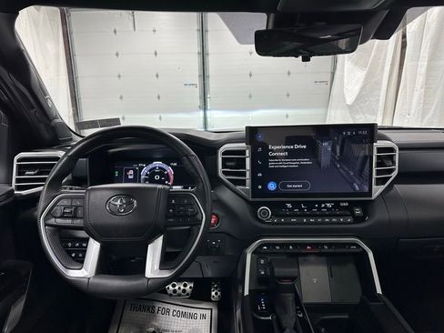 Used 2025 Toyota Tundra Platinum w/ TRD Off-Road Package AWD/4WD image 16