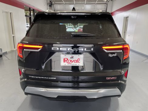 New 2026 GMC Terrain Denali w/ LPO, Floor Liner Package image 5