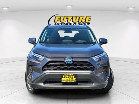 Certified 2023 Toyota RAV4 LE AWD/4WD image 2