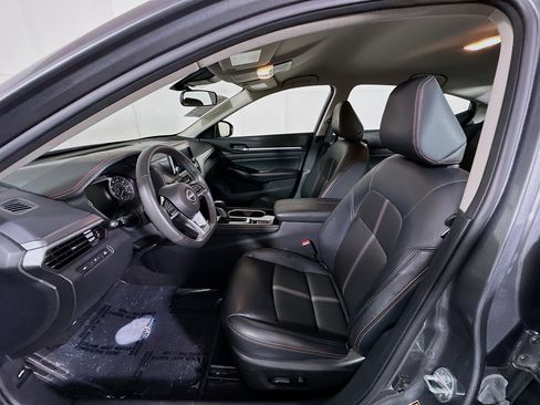 Used 2024 Nissan Altima 2.5 SR image 12
