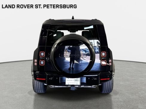 Used 2026 Land Rover Defender 110 X-Dynamic SE AWD/4WD image 6