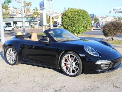 Used 2014 Porsche 911 Carrera 4S AWD/4WD image 8