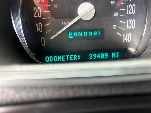 Used 2004 Chevrolet SSR Reg Cab 116.0 WB LS w/ Preferred Equipment Group image 14