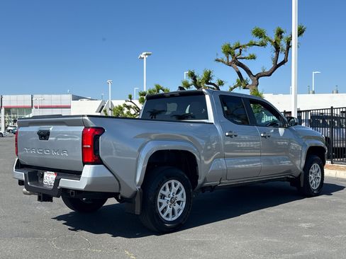 Certified 2025 Toyota Tacoma SR5 image 6