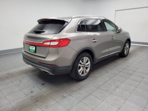 Used 2017 Lincoln MKX Premiere FWD image 9