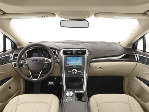 Used 2018 Ford Fusion Energi Platinum FWD image 45